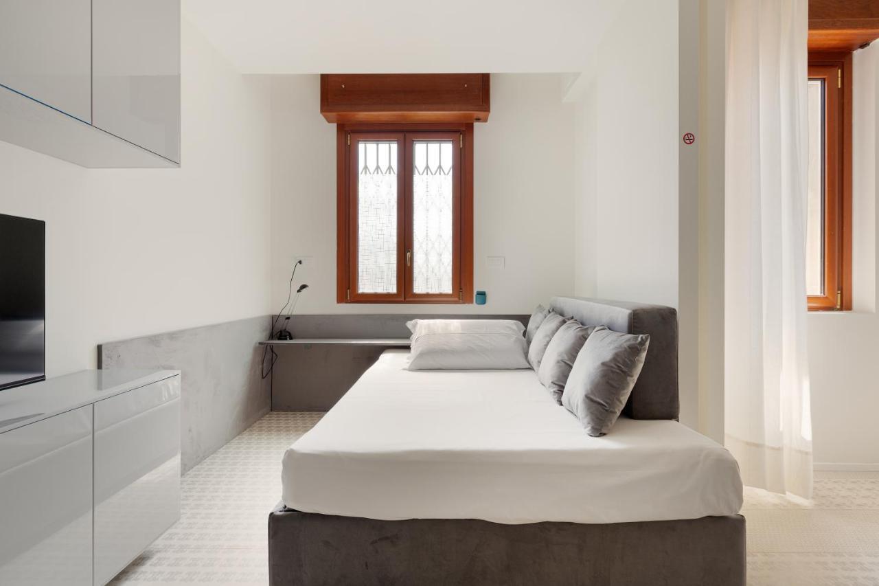 Milano Renovated Studio Apts Ngoại thất bức ảnh