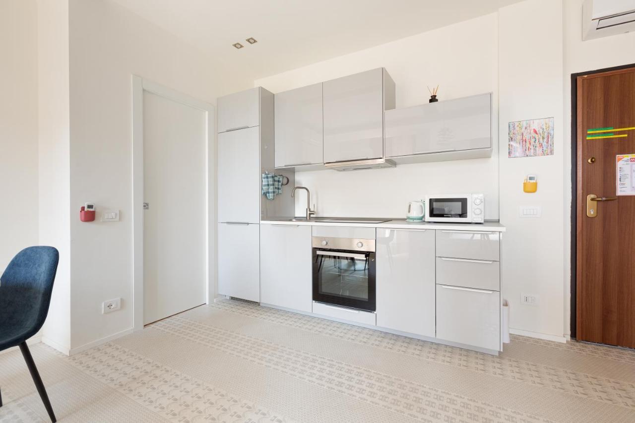 Milano Renovated Studio Apts Ngoại thất bức ảnh